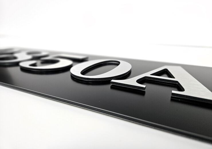 Dimensional Lettering